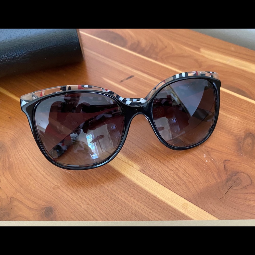 Burberry Black Cat-Eye Sunglasses with Studded Accents